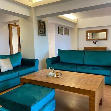 בוקרשט Old Town Apartment With Panoramic View מראה חיצוני תמונה
