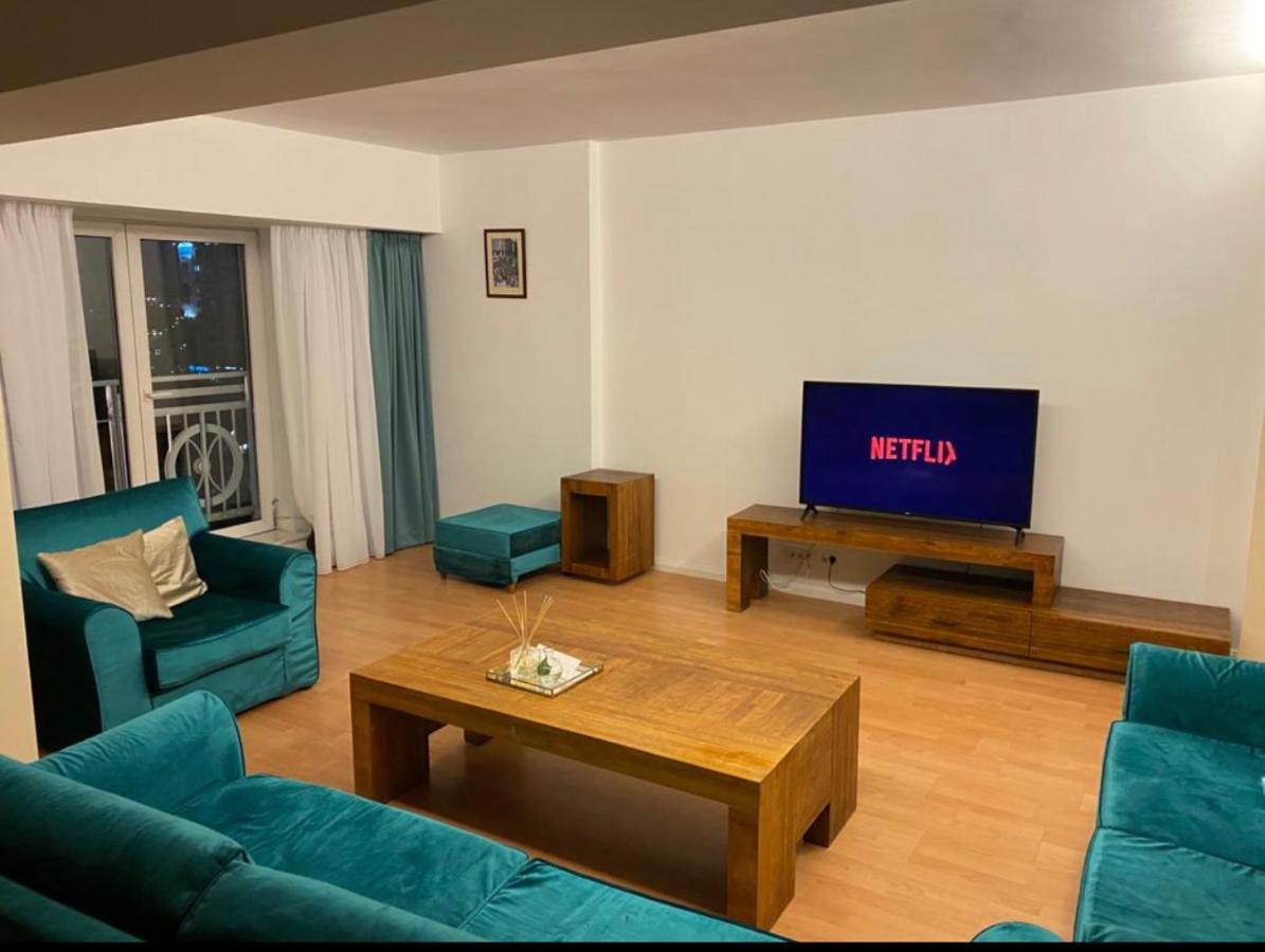 בוקרשט Old Town Apartment With Panoramic View מראה חיצוני תמונה