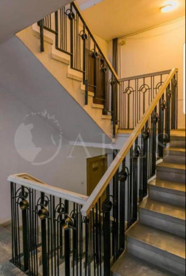 בוקרשט Old Town Apartment With Panoramic View מראה חיצוני תמונה