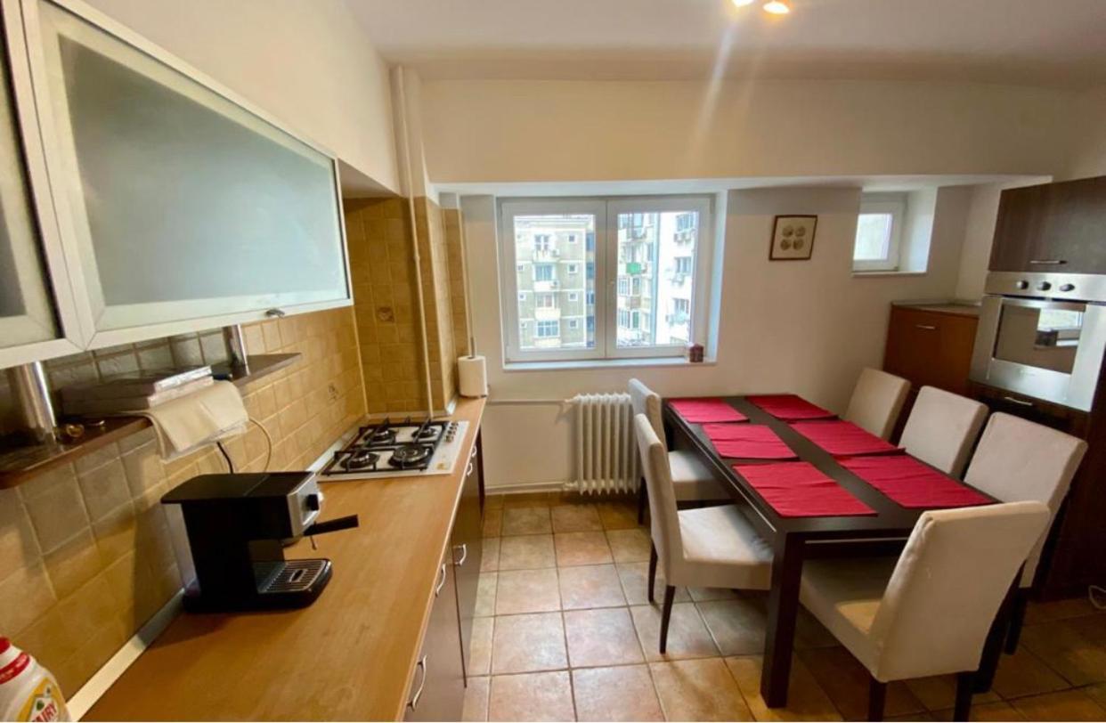 בוקרשט Old Town Apartment With Panoramic View מראה חיצוני תמונה